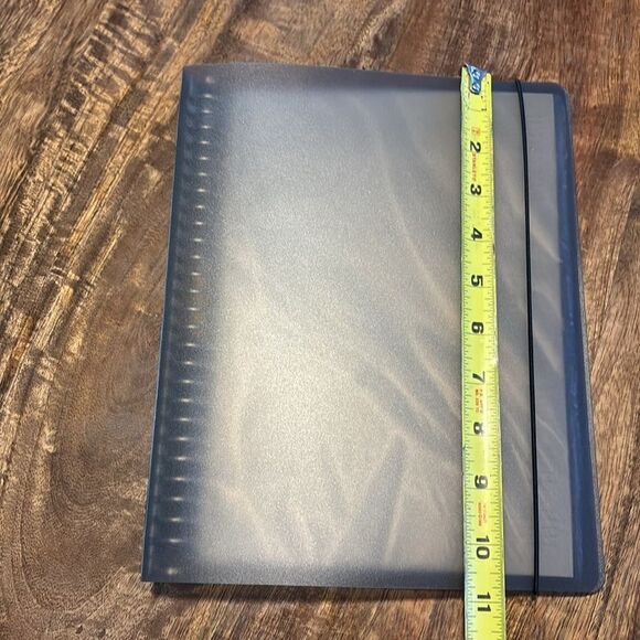 Music binder with staff paper - Picture 3 of 5